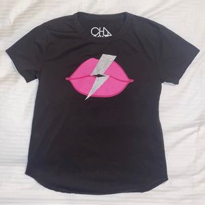 Chaser Brand, size 10, short sleeve.